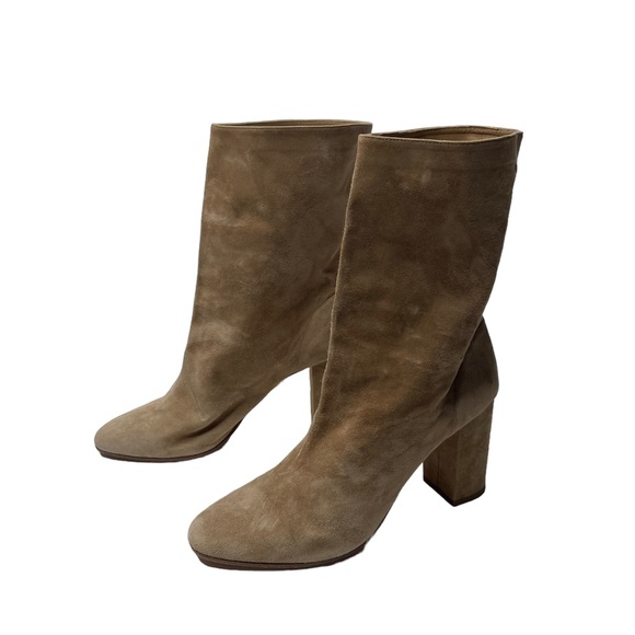 Aquazzura | Boogie Slouchy Scrunch Suede Bootie in Tan 37 - Picture 4 of 13